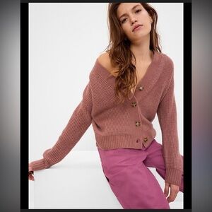 GAP NWOT Waffle Cardigan